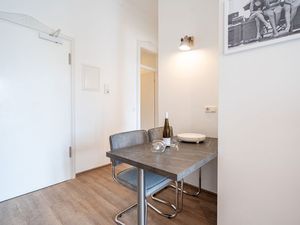 24050324-Ferienwohnung-2-Ahlbeck-300x225-5