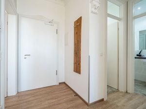 24050327-Ferienwohnung-2-Ahlbeck-300x225-5