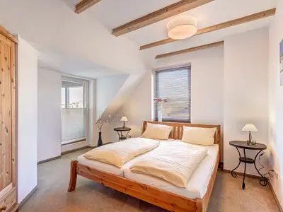 2. Schlafzimmer mit Doppelbett