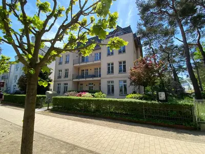 Ferienwohnung für 5 Personen (80 m²) in Ahlbeck 1/10