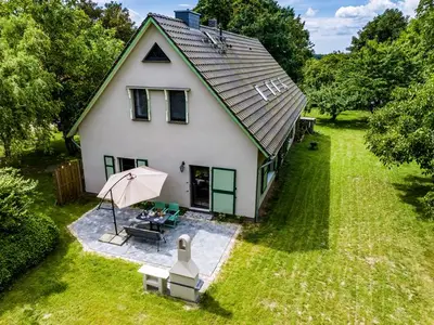 Ferienwohnung für 5 Personen (75 m²) in Ahrenshagen-Daskow 1/10