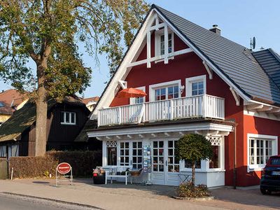 Ferienwohnung für 4 Personen (75 m²) in Ahrenshoop 1/10