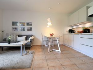 23885210-Ferienwohnung-2-Ahrenshoop-300x225-2