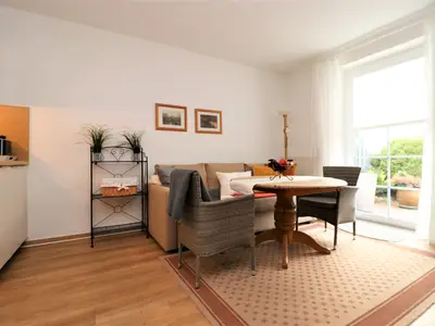 Ferienwohnung für 4 Personen (33 m²) in Ahrenshoop 1/10