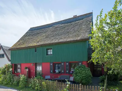 Ferienwohnung für 2 Personen (35 m²) in Ahrenshoop 1/8