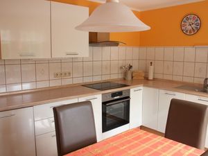 23977668-Ferienwohnung-3-Ahrenshoop-300x225-5