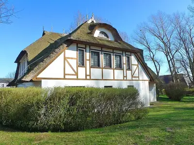 Ferienwohnung für 4 Personen (62 m²) in Ahrenshoop 3/10