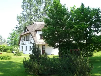 Ferienwohnung für 4 Personen (79 m²) in Ahrenshoop 1/6