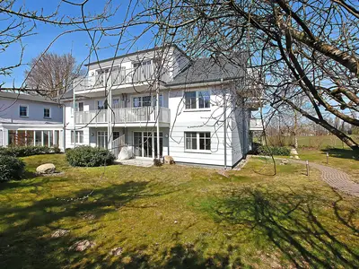 Ferienwohnung für 2 Personen (40 m²) in Ahrenshoop 1/10