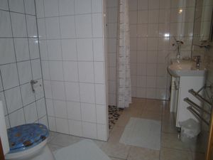 18678250-Ferienwohnung-4-Ahrenviöl-300x225-5