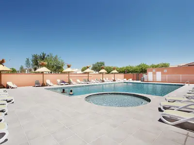 PoolOfHouse