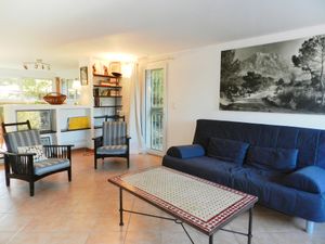 23838324-Ferienwohnung-4-Aix-en-Provence-300x225-1