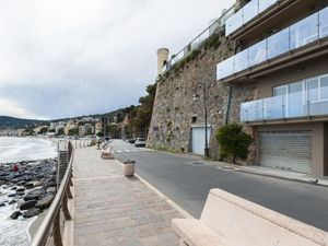 23668147-Ferienwohnung-2-Alassio-300x225-4