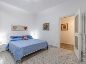 23867841-Ferienwohnung-4-Alassio-300x225-1