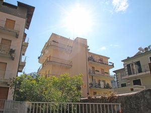 23841201-Ferienwohnung-4-Alassio-300x225-0