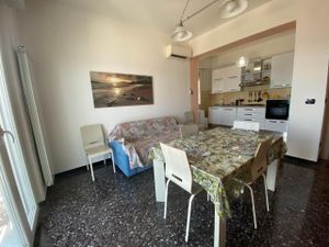 23011515-Ferienwohnung-6-Albissola Marina-300x225-3