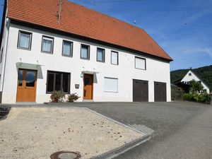 19267174-Ferienwohnung-4-Albstadt-300x225-0