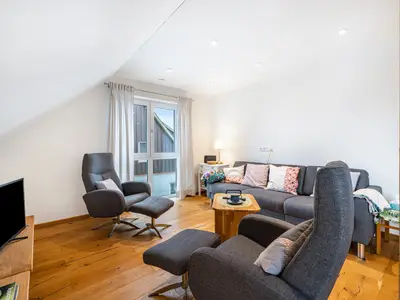 Photo, INSIDE, OUTSIDE