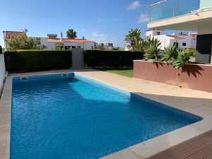 19254630-Ferienwohnung-4-Albufeira-300x225-1