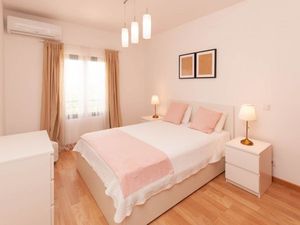 23679475-Ferienwohnung-6-Albufeira-300x225-4