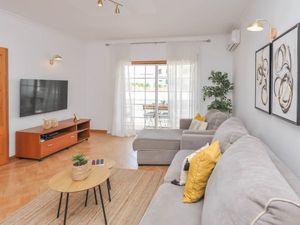 22031621-Ferienwohnung-4-Albufeira-300x225-5