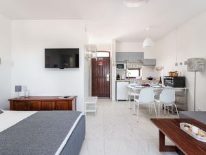 24038458-Ferienwohnung-3-Albufeira-300x225-4