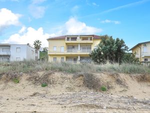 23750046-Ferienwohnung-6-Alcamo Marina-300x225-4