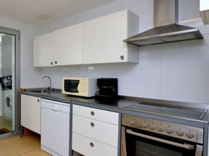 23921347-Ferienwohnung-5-Alcúdia-300x225-3