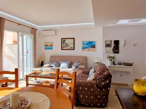 24035990-Ferienwohnung-6-Alcúdia-300x225-2