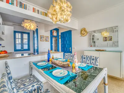 DiningRoom DiningRoom