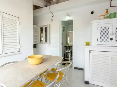 DiningRoom