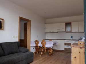 22449147-Ferienwohnung-7-Aldein-300x225-3