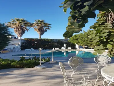PoolOfHouse