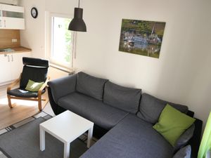 22001193-Ferienwohnung-5-Alf-300x225-1