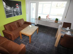 23952852-Ferienwohnung-4-Alf-300x225-3