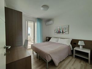 23939847-Ferienwohnung-4-Alghero-300x225-4