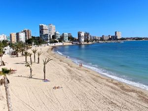 23545019-Ferienwohnung-4-Alicante-300x225-2