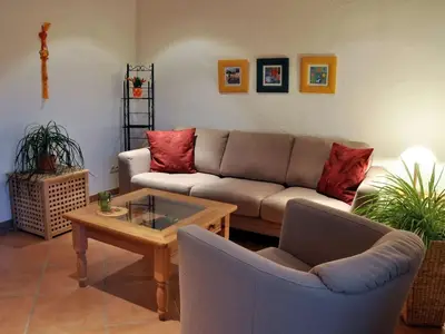 Fewo Burg Thurant: Couch