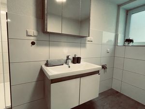 24051324-Ferienwohnung-4-Alkersleben-300x225-3