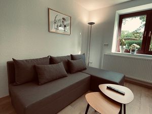 24051324-Ferienwohnung-4-Alkersleben-300x225-4