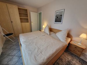 23887247-Ferienwohnung-4-Alkersum-300x225-4