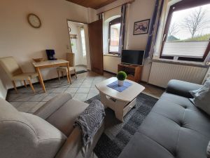 23887254-Ferienwohnung-2-Alkersum-300x225-4