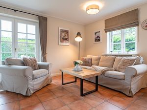 23984195-Ferienwohnung-2-Alkersum-300x225-4