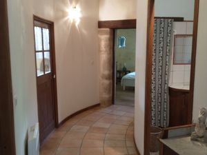 23511293-Ferienwohnung-4-Allemagne-en-Provence-300x225-4