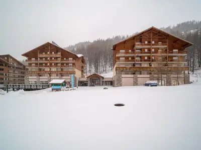 ExteriorWinter