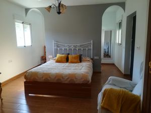 22935259-Ferienwohnung-4-Almería-300x225-1