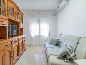 24018278-Ferienwohnung-4-Almería-300x225-3