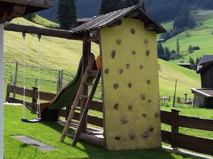 23692661-Ferienwohnung-8-Alpbach-300x225-3