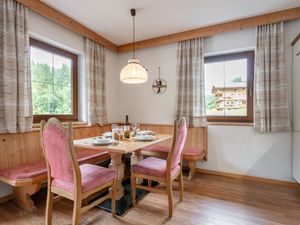 24045935-Ferienwohnung-5-Alpbach-300x225-4