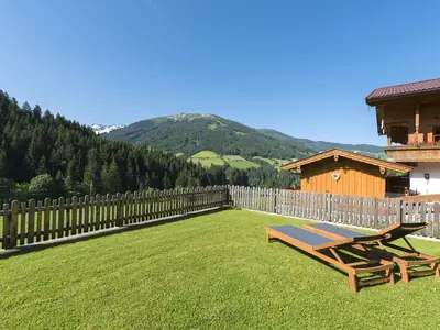 Liegen im Garten